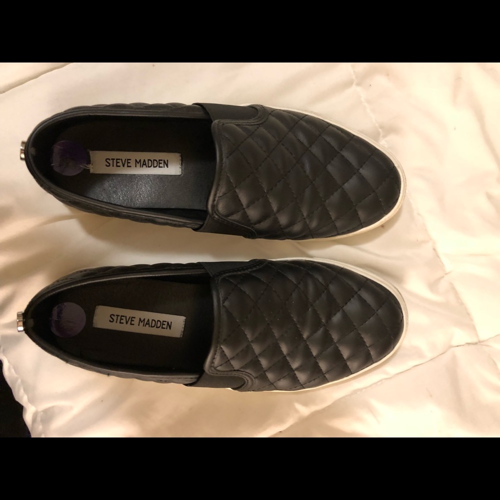 Steve Madden Slip-ons